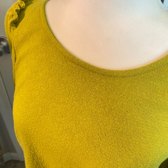 Anthropologie Sunday in Brooklyn Yellow Short Sleeve Blouse - Picture 3 of 7